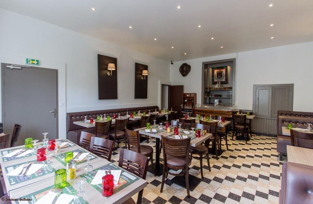 Hotel Restaurant Du Commerce La Gouesnière Εξωτερικό φωτογραφία