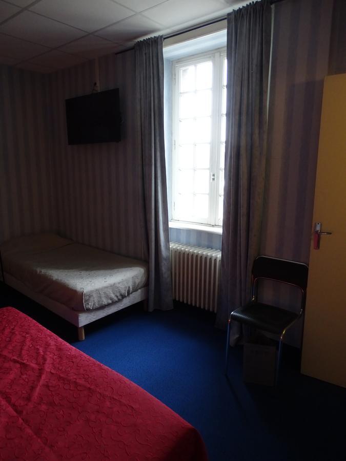 Hotel Restaurant Du Commerce La Gouesnière Εξωτερικό φωτογραφία